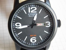 Armbanduhr CITIZEN Eco-Drive WR 100 E101-S064783 Quartz TOP Zustand Batterie neu