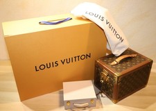 Louis Vuitton M21828