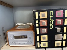 Sonoro Cubo AU-1000 AM/FM   Radio / CD, CD-R Player  Mini Musik Anlage Wecker