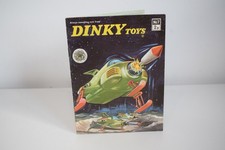 B93 CATALOGUE FOLDER LEAFLET