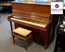 Feurich Klavier F-125 von 1982 in Nussbaum furniert