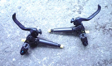 2 SAINT Bremshebel NEU Set