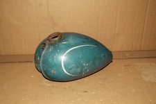 Tank Kraftstoffbehälter blau