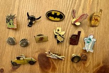 Pins aus den 80ern im Konvolut gebraucht