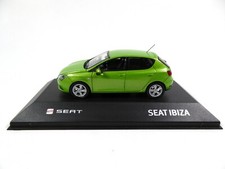 Seat Ibiza Light Green 1:43 - Minichamps Diecast Dealer Miniatur Modellauto SE15