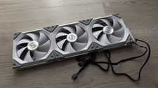 LIAN LI UNI FAN SL120