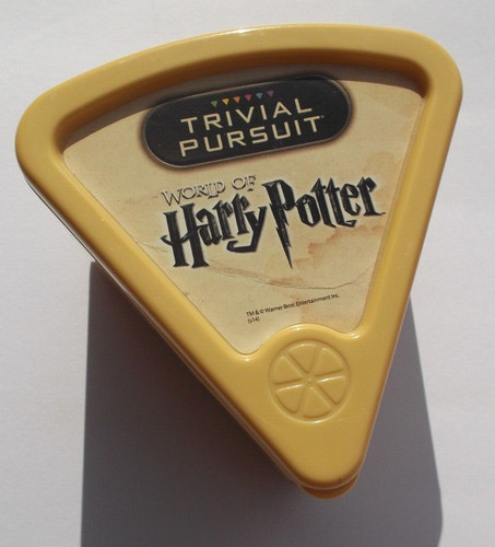Trivial pursuit world harry - pursuit,