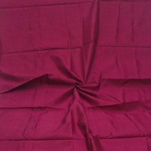 Jahrgang burgundfarben