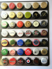 42 Kronkorken u. Deckel -