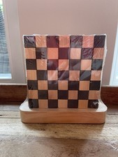 Spiel aus Holz vier gewinnt