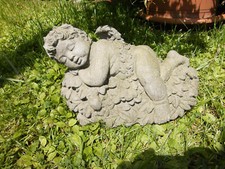 Steinfigur Gartenfigur Engel liegend Engelchen Figur Skulptur