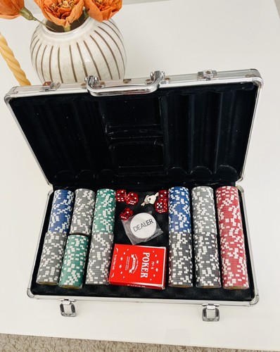 Pokerkoffer 300 chips poker - pokerkoffer,