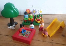 Playmobil 123 1 2 3 Spielplatz Rutsche Sandkasten Bank Blume Baum Familie Baby