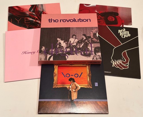 Flying vinyl collectors club - flying,