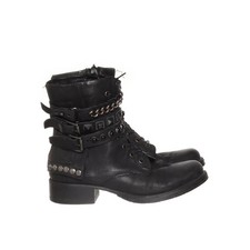 Elena Iachi, Boots, Größe