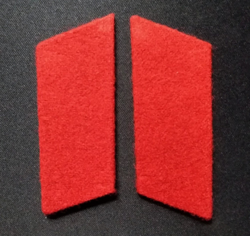 Kragenspiegel rot
