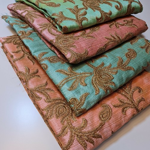 Rohseide stoff blumen gold - stoff,