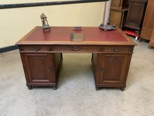 Antiker frei aufstellbarer