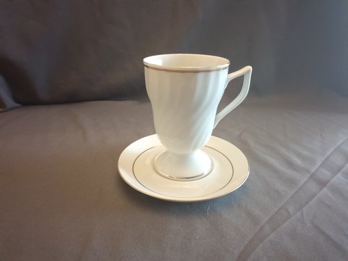Kakao tasse mit untertasse - mit,