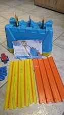 Hot Wheels Track Bulider Mehrspurige Speed Box