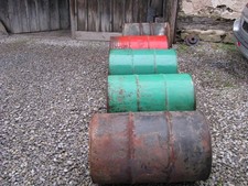 5 MAL ÖLFASS METALL 200 LITER