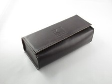 Etui für Brille der Marke