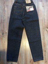 KNOCKOUT Jeans Modell