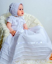 Taufkleid mit Mütze