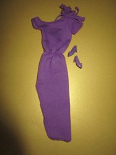 1028)ALTES VIOLETTES BARBIE GENUINE FASHION KLEID LABEL #7917 MATTEL 80er+SCHUHE