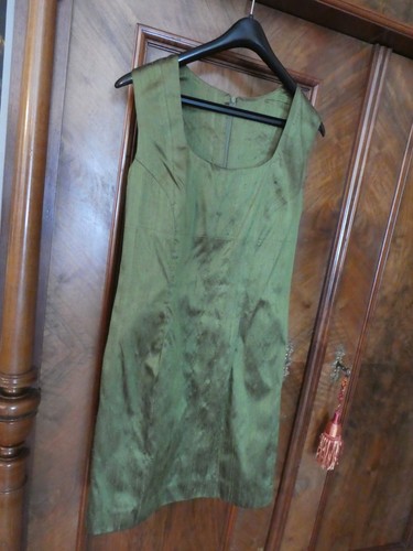 Elegantes damenkleid mit - elegantes,