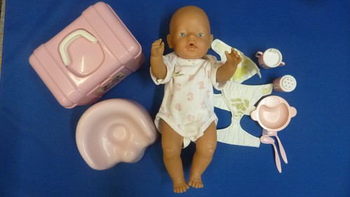 Erste baby born puppe - born,