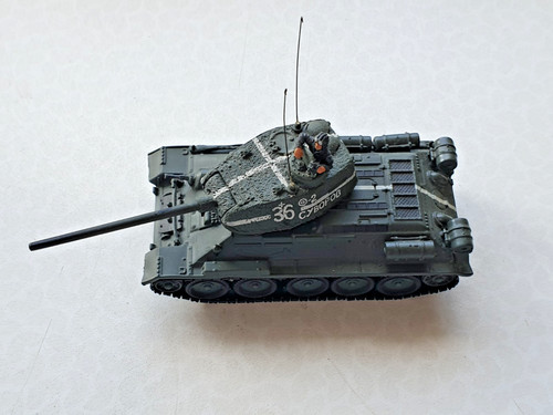 Unimax forces valor 72 - valor, 1:72