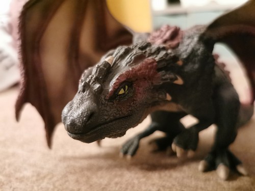 Großer drache antylar - großer,