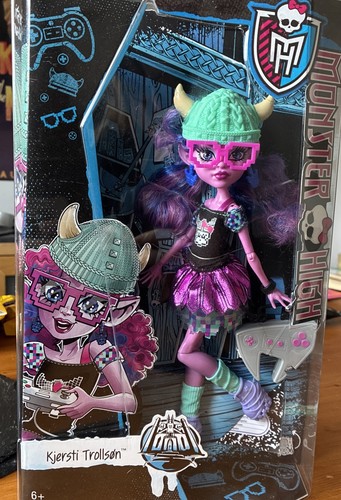 Monster high brand - monster, brand-boo