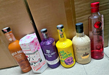 Leere wodka gin alkohol - wodka,
