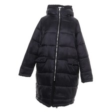 Sixth June, Wintermantel