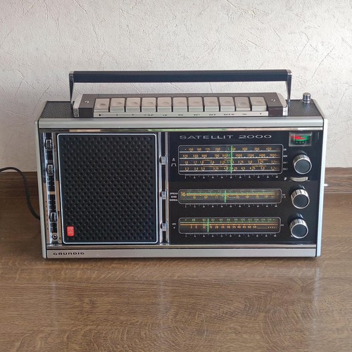 Grundig satellit 2000 - grundig,