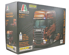 1:24 / Italeri 3897, Bausatz Zugmaschine Scania R730 V8 Black Amber inkl Farbe