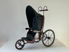 Großer antiker Puppenwagen – Holz & Eisen um 1880, Gothic Dekoration