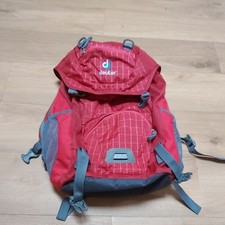 Deuter Mädchen Rucksack Junior Jungen  rot. Sehr funktionell , mit Brustgürtel