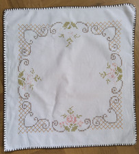 Tischdecke Stickerei Handarbeit gestickt ca 59 cm x 55 cm weiß shabby