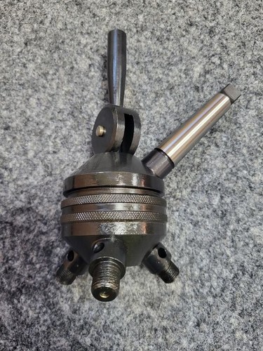 Revolverkopf mit 3 - mit,