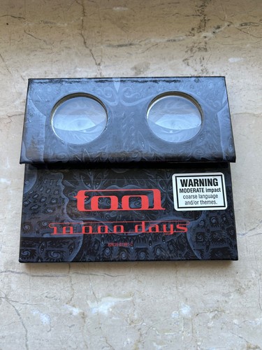 Tool 000 days cd - tool, '10,000