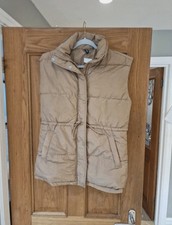 NEU H&M beige ärmellose