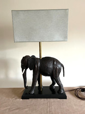 Große, markante Sideboard- Tischlampe - Elefantenstatue als Sockel -Mid Century