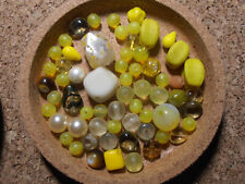 Glasperlen Perlen Mini Mix Konvolut Sammlung bunte Mischung gelb ca. 40 g