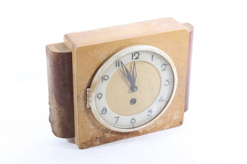 Alte wanduhr uhr vintage - wanduhr,