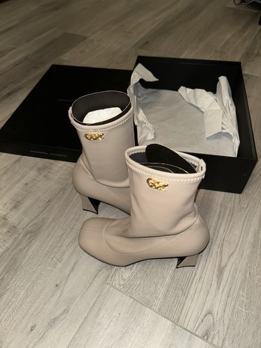 Giuseppe zanotti - giuseppe,