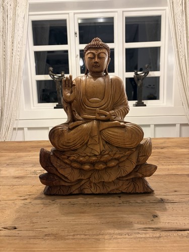 Prächtige buddha statue - prächtige,