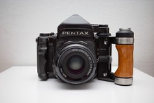 Pentax 67 Gehäuse Body + Prismasucher + SMC 90mm f2.8 + Griff